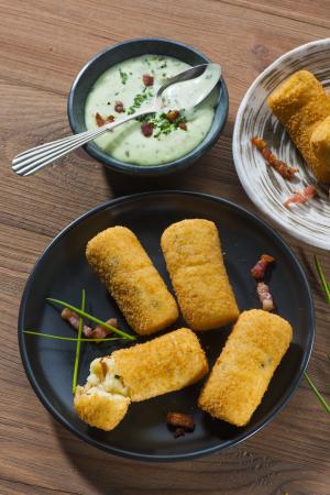 Aardappelkroket spek en bieslook